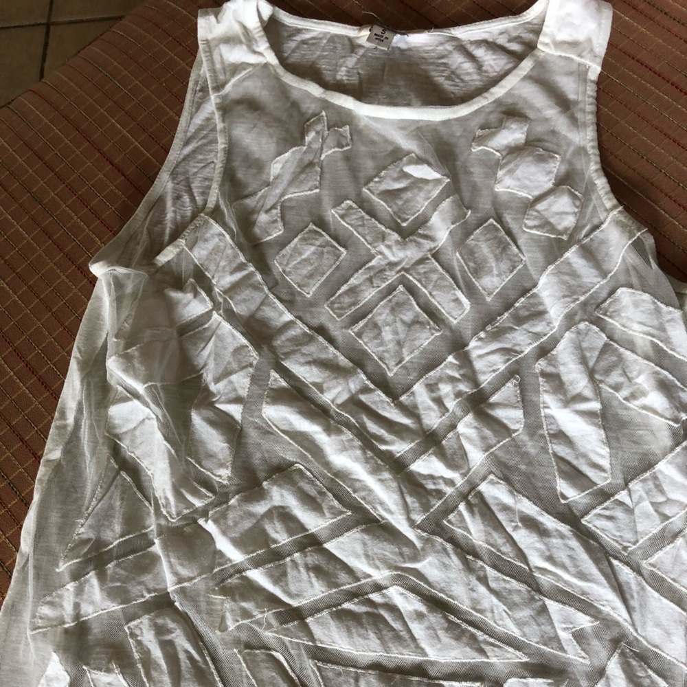 Lucky Brand top size small